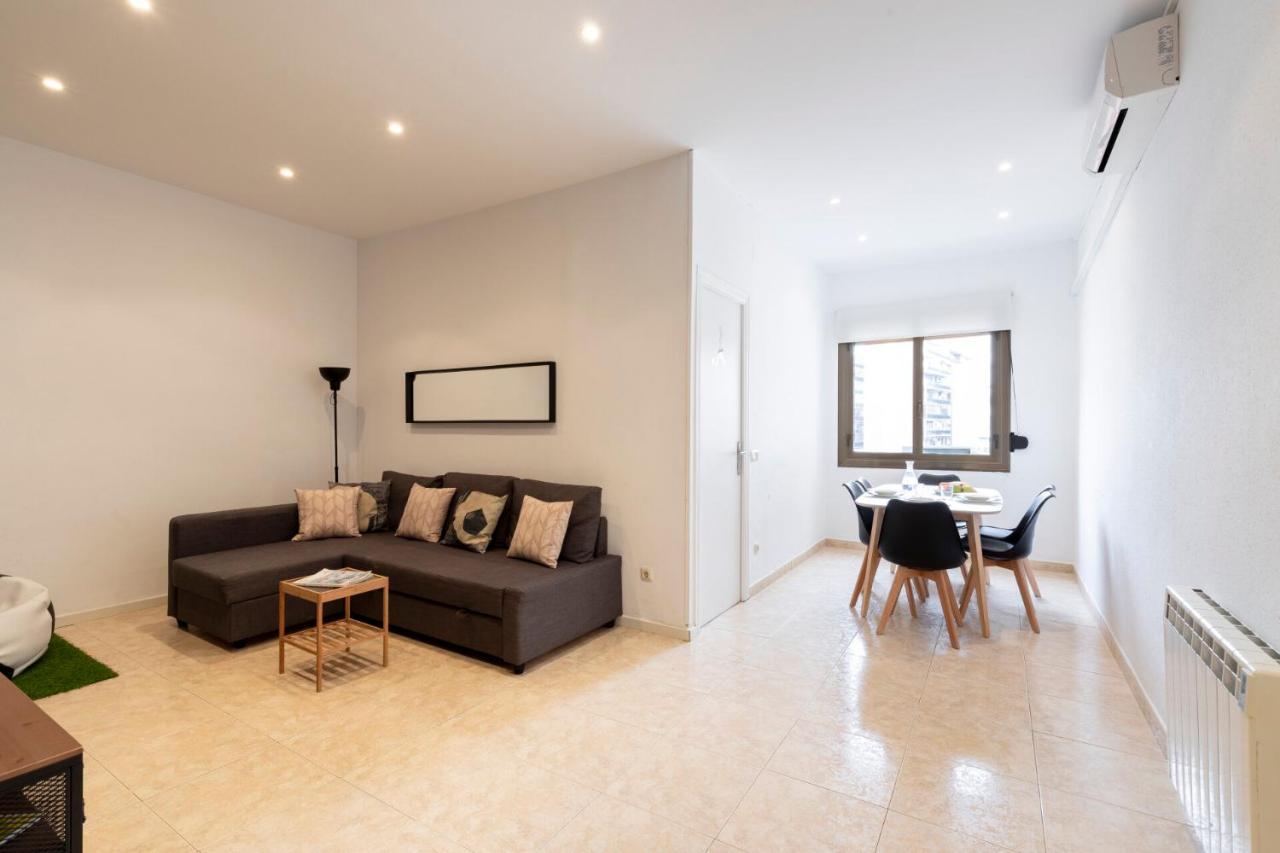 The Camp Nou Fcb Apartment Barcelona Ngoại thất bức ảnh
