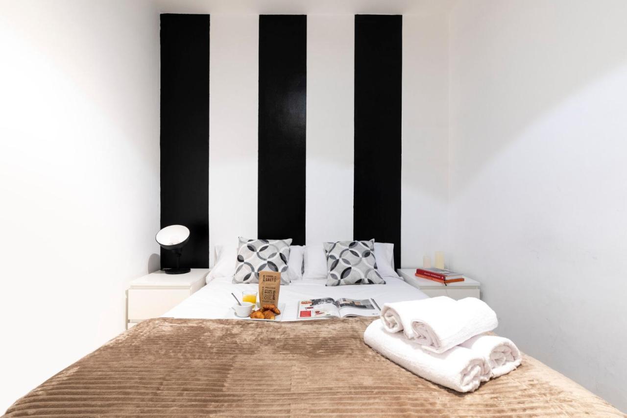The Camp Nou Fcb Apartment Barcelona Ngoại thất bức ảnh